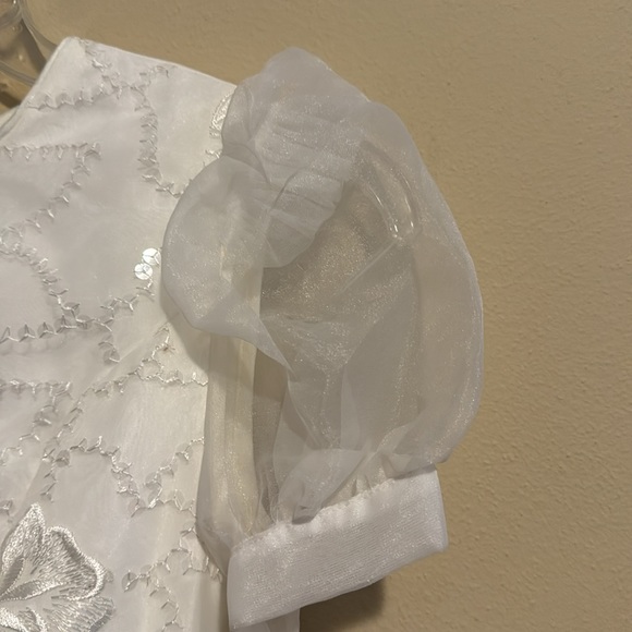 34. White/Ivory First Communion dress - Picture 7 of 9
